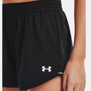 Under Armor Black Athletic Shorts Women’s Large